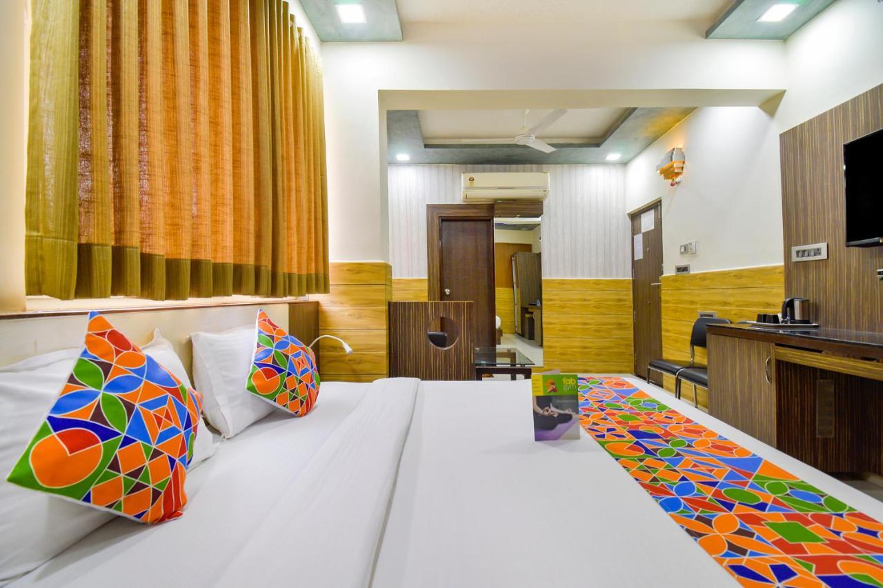 Fabhotel Kohinoor Plaza Ahmedabad Exteriör bild