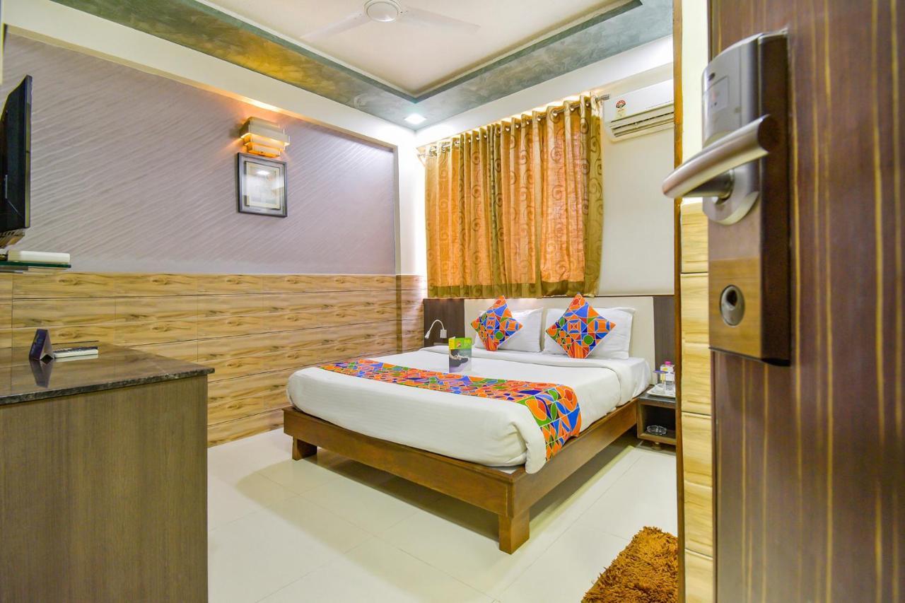 Fabhotel Kohinoor Plaza Ahmedabad Exteriör bild