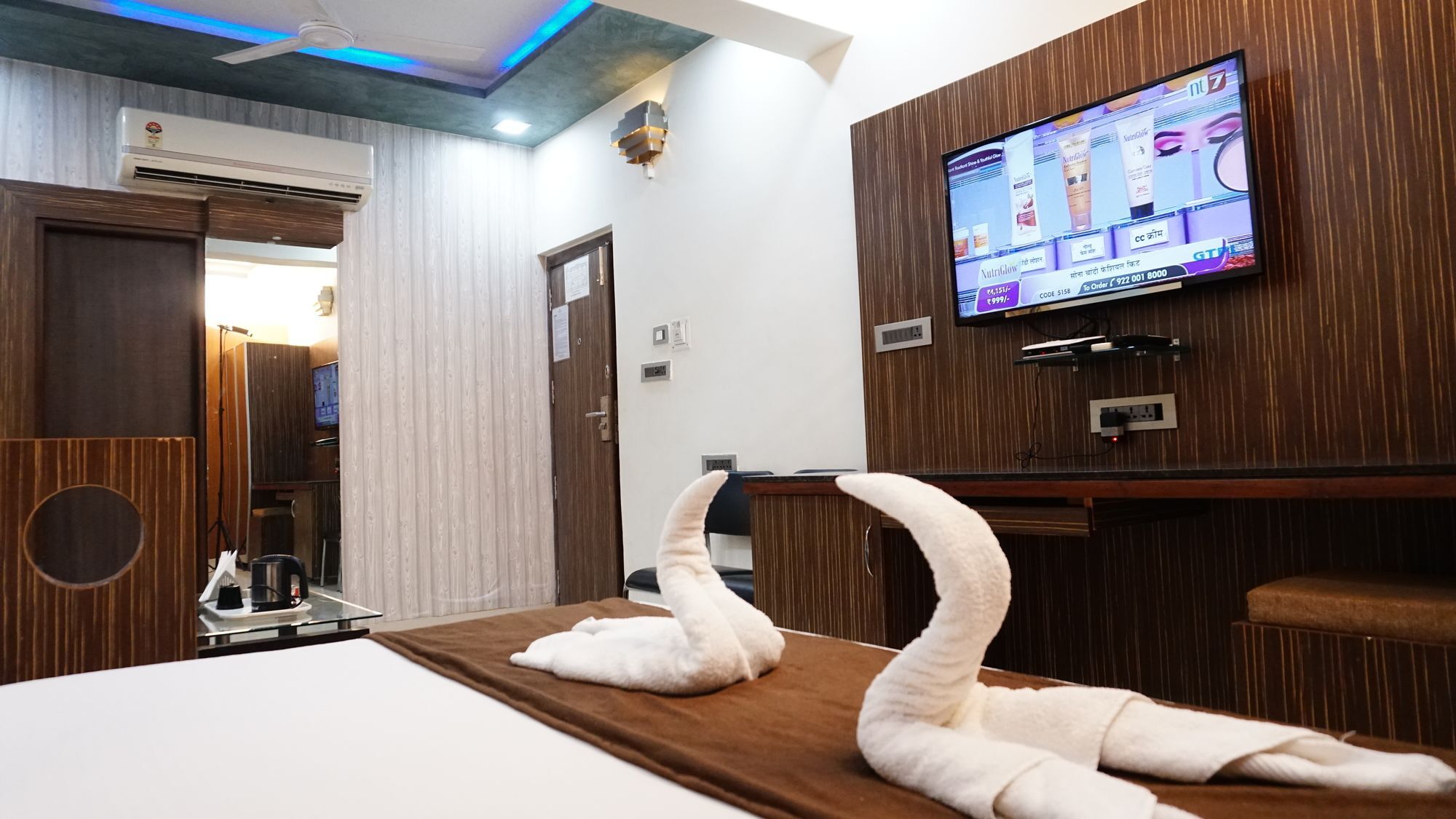 Fabhotel Kohinoor Plaza Ahmedabad Exteriör bild
